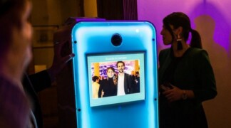 SELFIE BOX  PER I VOSTRI EVENTI