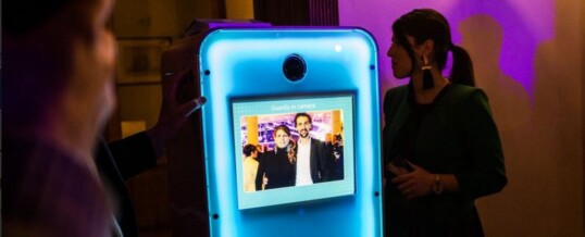 SELFIE BOX  PER I VOSTRI EVENTI