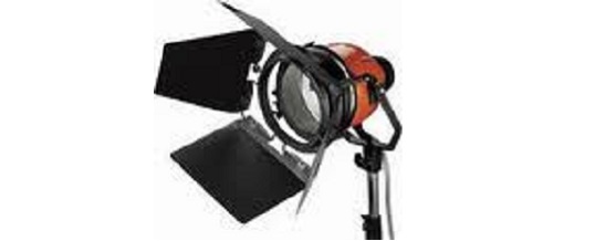 Faro Ianiro Varibeam 800/1000w lampada alogena 3200°K – Noleggio/Rental